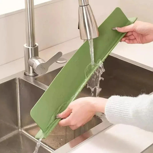 1pcs Silicone Kitchen Sink Water Splash Guard