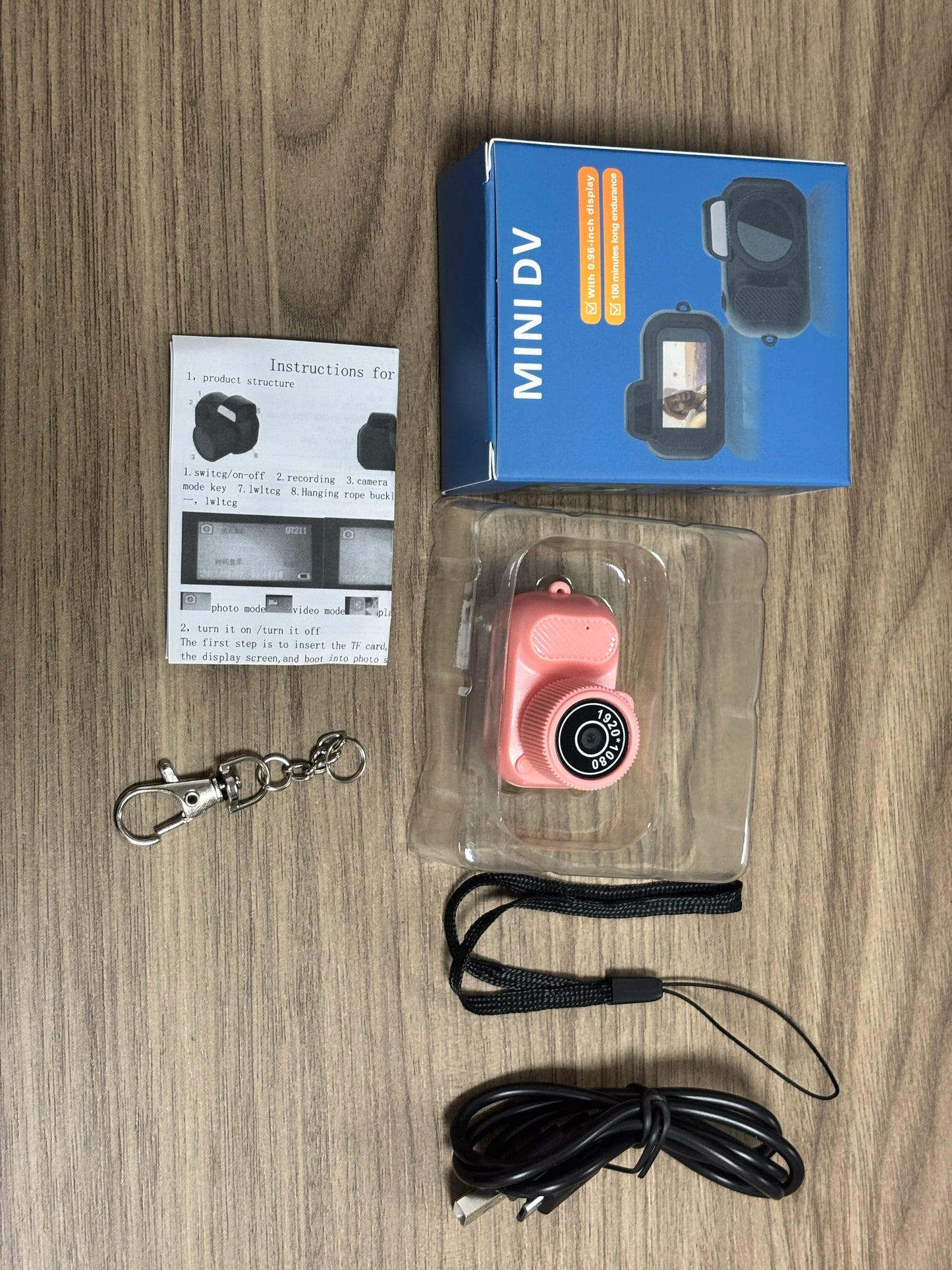 Hot Sale Y3000 Retro CCD Mini Digital Camera Creative Kids Gift